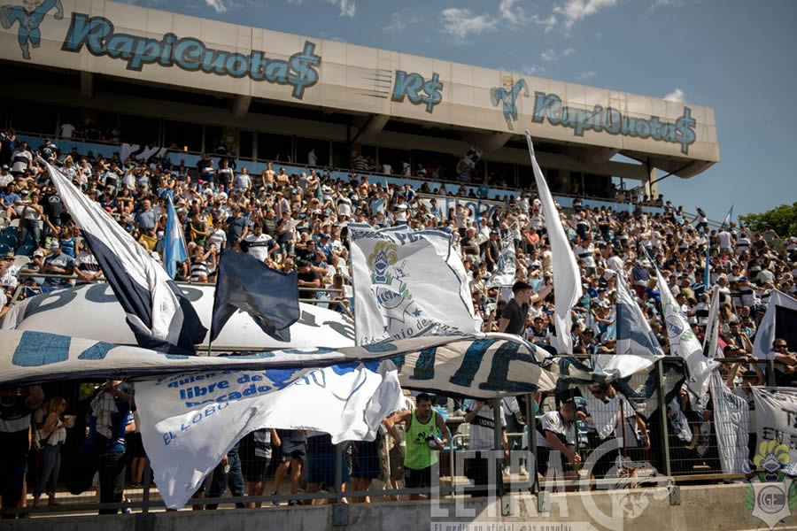 VENTA DE PLATEAS