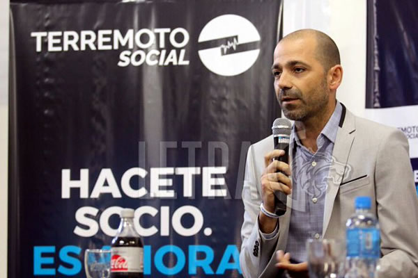  "cambiar la imagen del club"