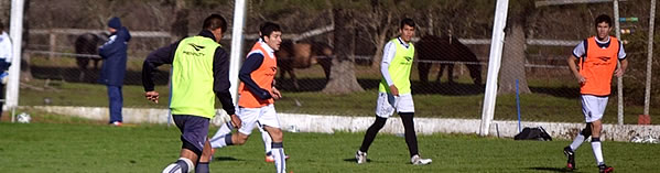 <big>TRABAJA PENSANDO EN CÓMO HACER UN GOL</BIG>