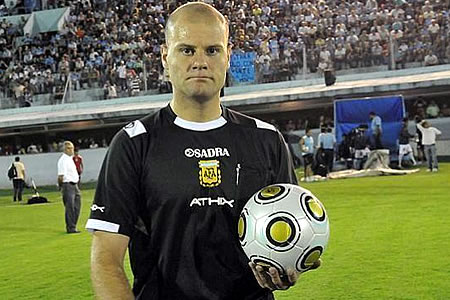 DIRIGE GONZÁLEZ