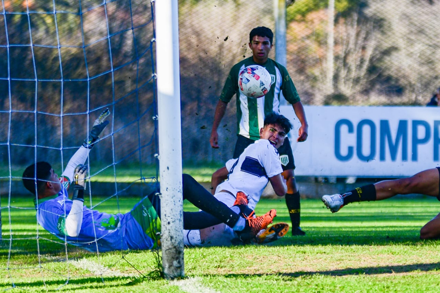 LOS PIBES ENFRENTARON AL TALADRO