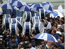 <BIG>¡A GANAR COMO SEA!</BIG>