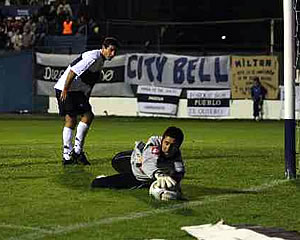 CAÍDA EN EL DEBUT