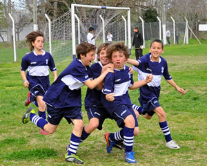 LOS INFANTILES SIGUEN ADELANTE
