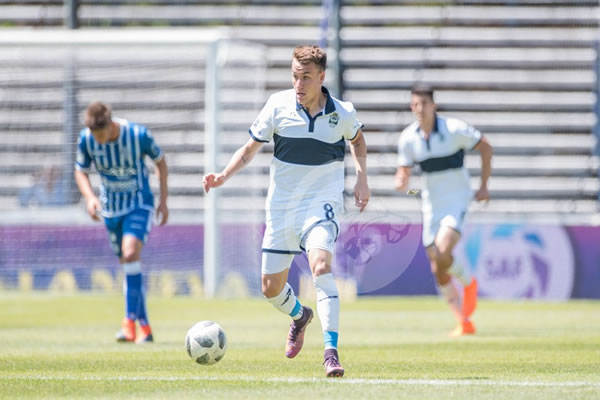 BUSCA LA PRIMERA VICTORIA EN EL BOSQUE