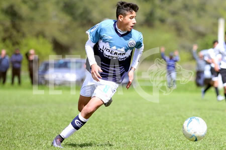 INVICTO ANTE EL TATENGUE