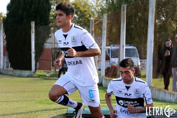 PUNTAPIE INCIAL ANTE VÉLEZ