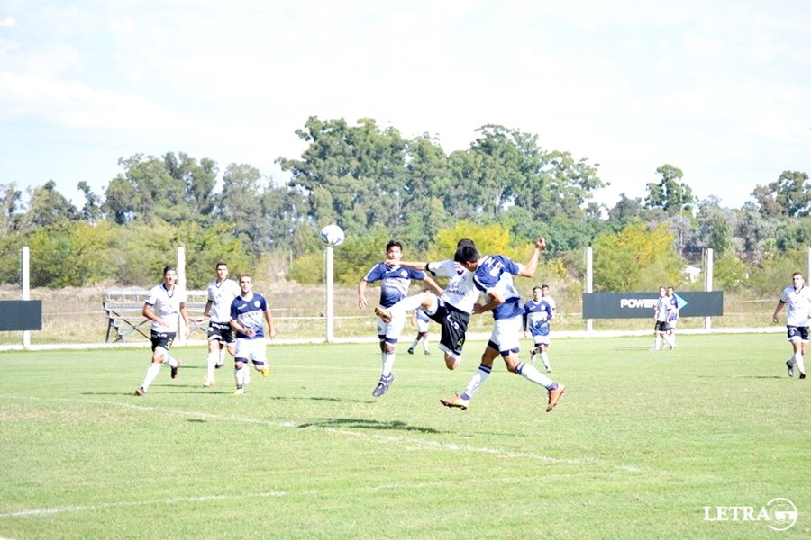 LAS JUVENILES SE ENFRENTAN A OLIMPO