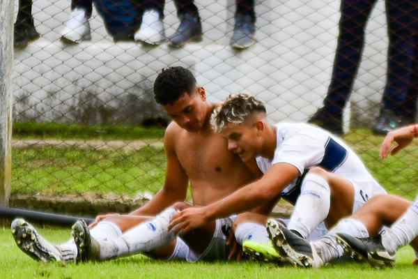 BUENA JORNADA FRENTE AL TIBURÓN