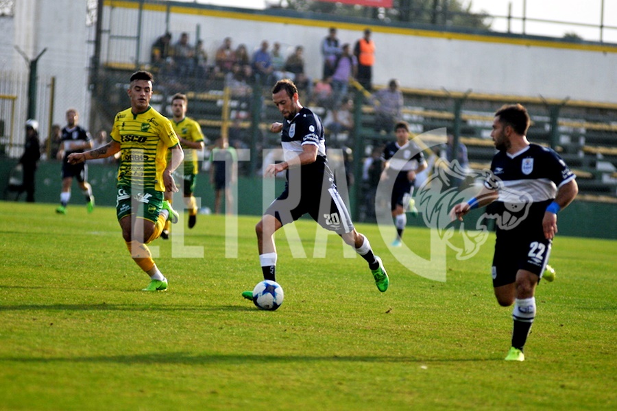 CIERRE CON POCO PARA DECIR