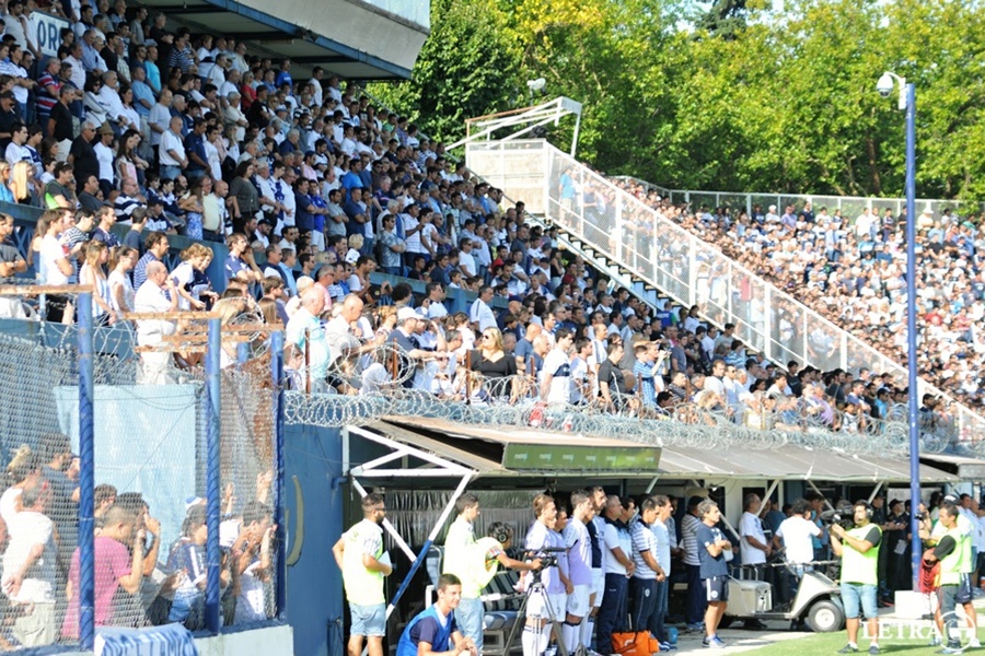 APLICACIÓN PARA VENDER PLATEAS