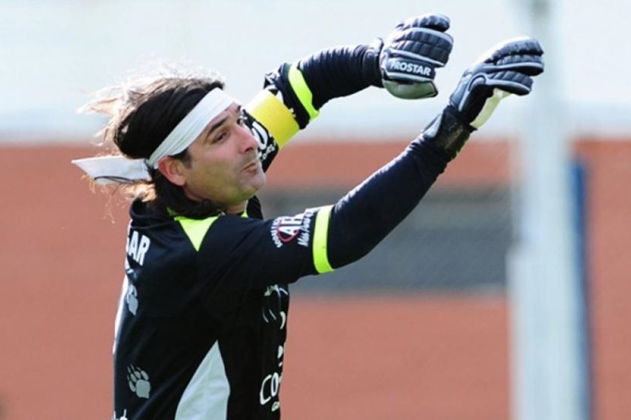 GIMNASIA DEBE PAGARLE A SESSA