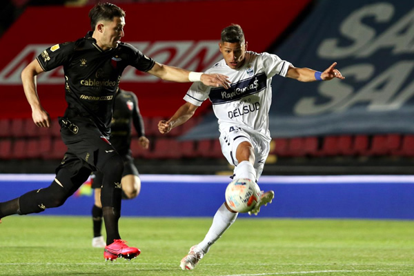 VS. COLÓN