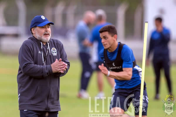EL LOBO VUELVE AL RUEDO