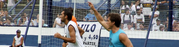 ILUSIONA A LOS HINCHAS CON FÚTBOL Y GOLES