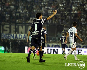 <big>¡A CAMBIAR LA CARA, LOBO!</big>