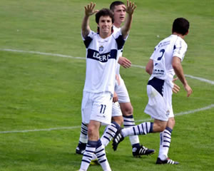 VS. SARMIENTO