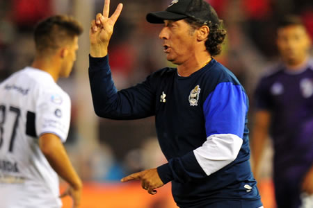 “El reglamento es para los equipos grandes"