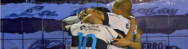 NOSOTROS EN EL TABLÓN, USTEDES CON EL CORAZÓN