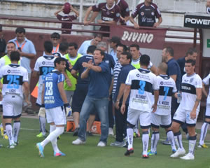 PALO A PALO POR EL OBJETIVO