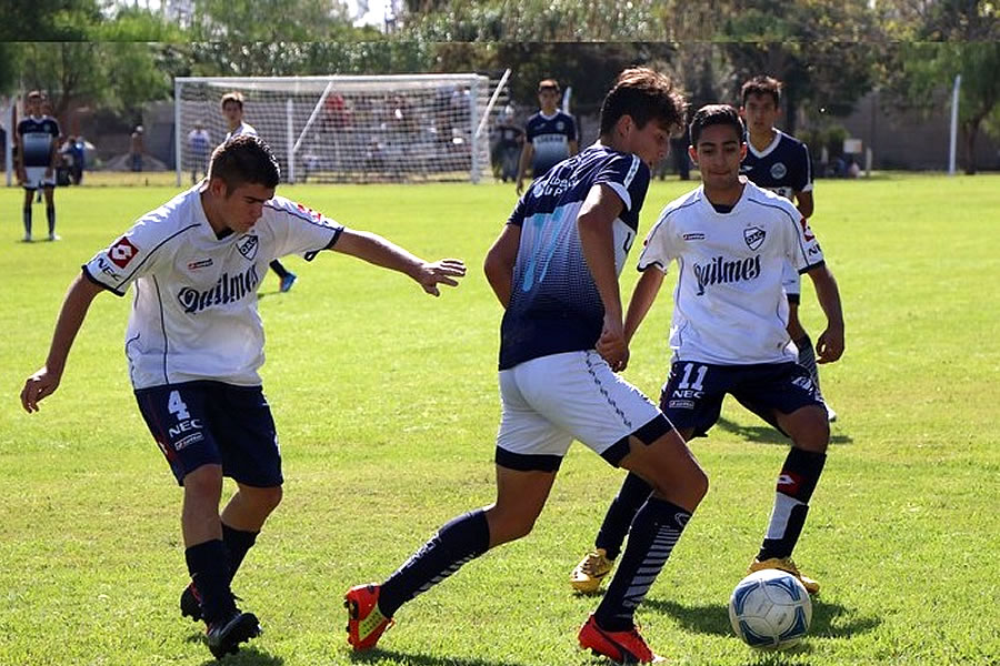 QUIERE ROBARLE EL TESORO AL PIRATA