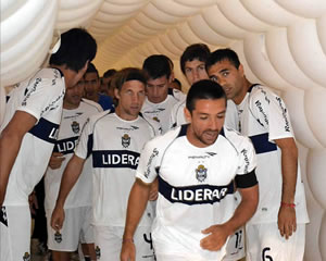 A LEVANTARSE CON UNA VICTORIA