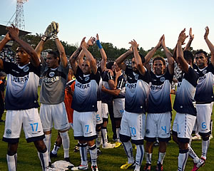  <big>DOCUMENTO NACIONAL DE IDENTIDAD FUTBOLÍSTICA</big>