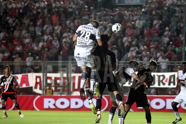 POR EL PASE  A LA FINAL