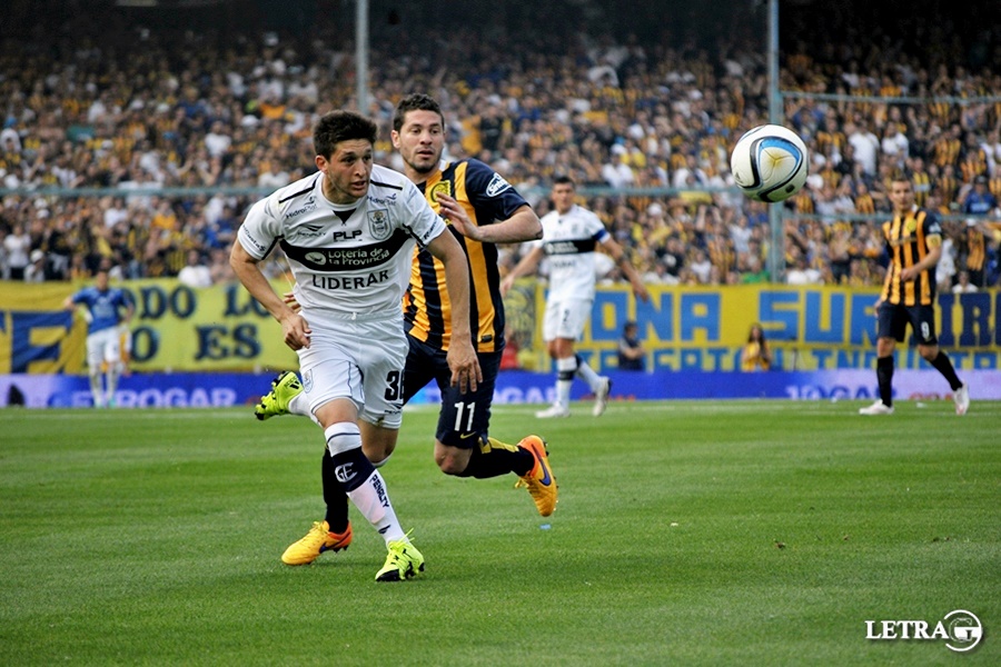 LUNES a las 16