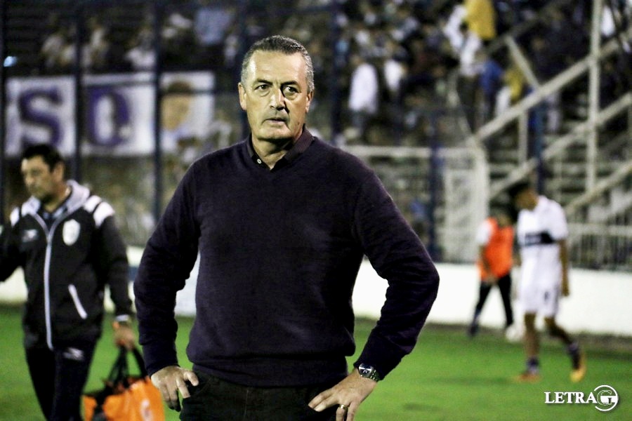 "CUESTA TENER UN RENDIMIENTO PAREJO"