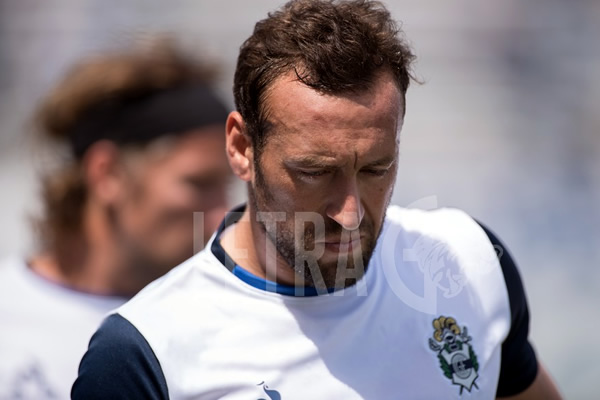 LA PELOTA SIEMPRE AL DIEZ
