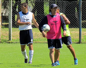TROGLIO SIGUE PROBANDO Y REGRESA A LA LINEA DE CUATRO