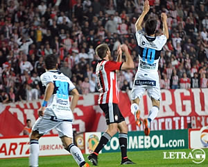 <big>SE JUEGA EL ORGULLO</big>